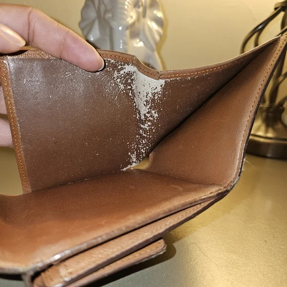 242 Louis Vuitton wallet - Picture 5 of 8